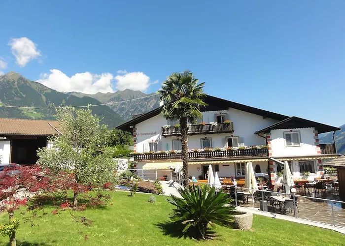 Garni SchneeburghofAlbergo